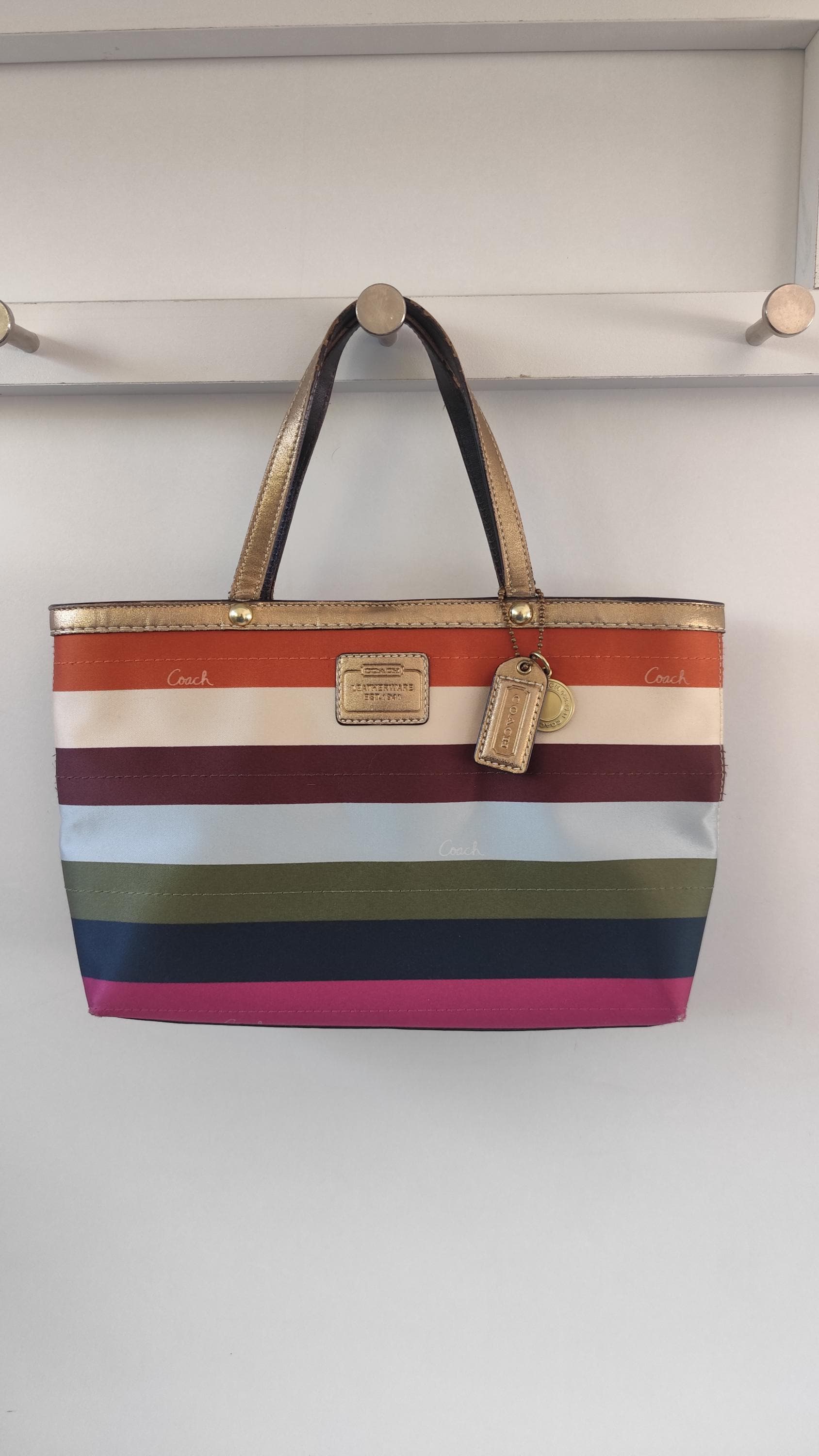 Coach 65周年記念ブックレットとショップバッグ Coach 65th anniversary legacy bag - Etsy 日本