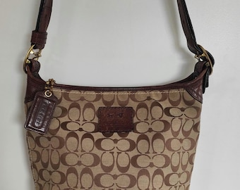 Coach Signature Shoulder Bag Leather Beige