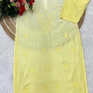 Exquisite Chikankari Ghaspatti handwork muslin cotton set, showcasing traditional Indian craftsmanship