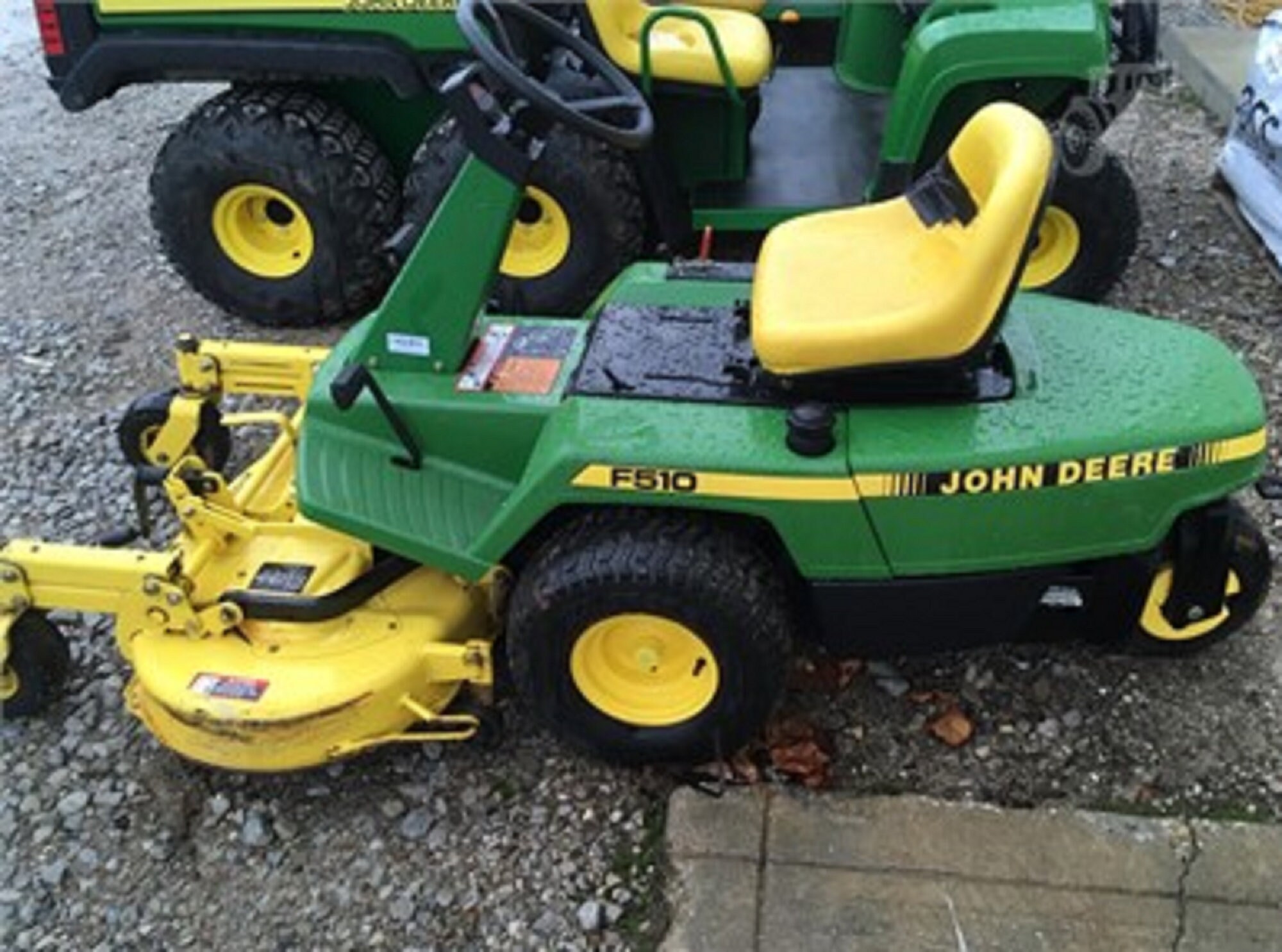 John Deere F525 for sale Only 2 left at 70