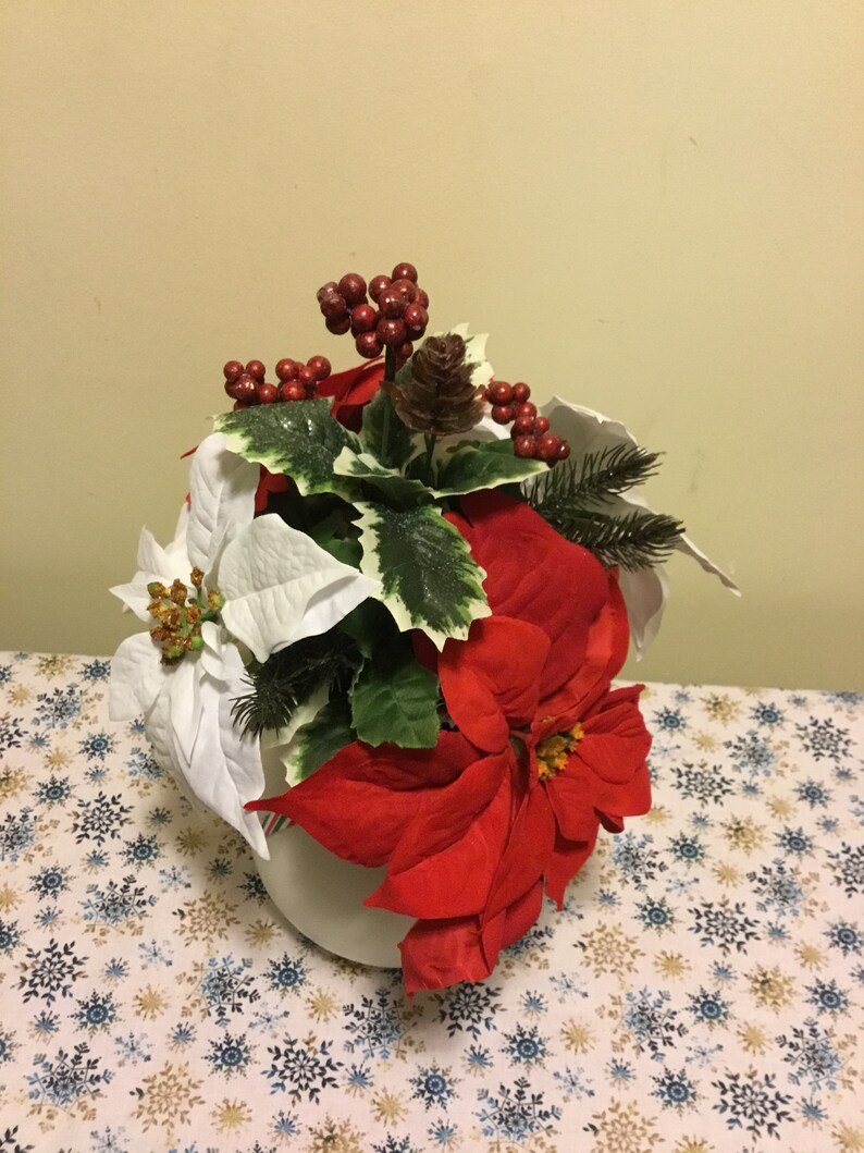 Red and White Poinsettia Centerpiece - Etsy