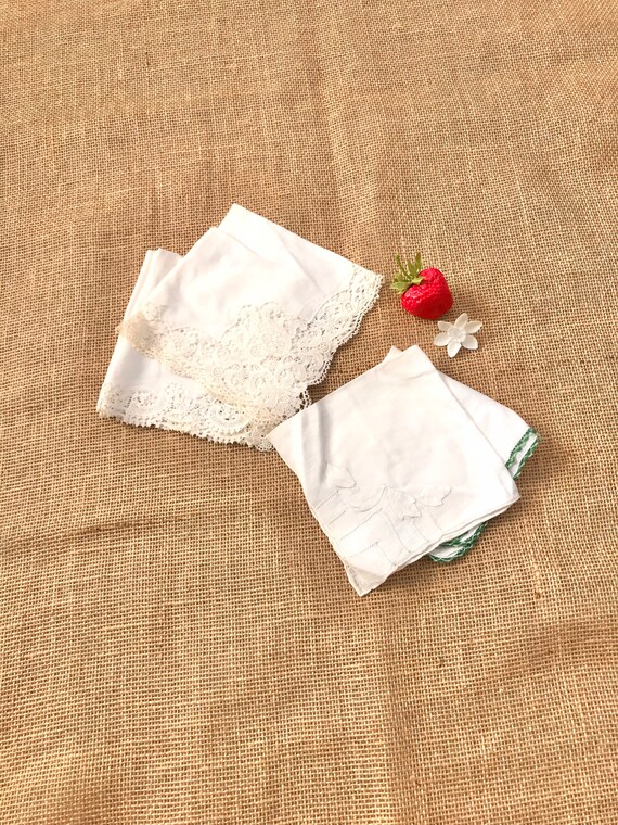 Vintage Paper HandkerchiefsNapkins 20 pieces Made In England Paper Hankies in Original Box