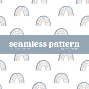 Op de afbeelding: Een naadloos patroon met aquarel regenboogjes in blauw, beige en bruin op een witte achtergrond. De tekst "seamless pattern" is weergegeven. Het patroon is 30,48 x 30,48 cm groot.