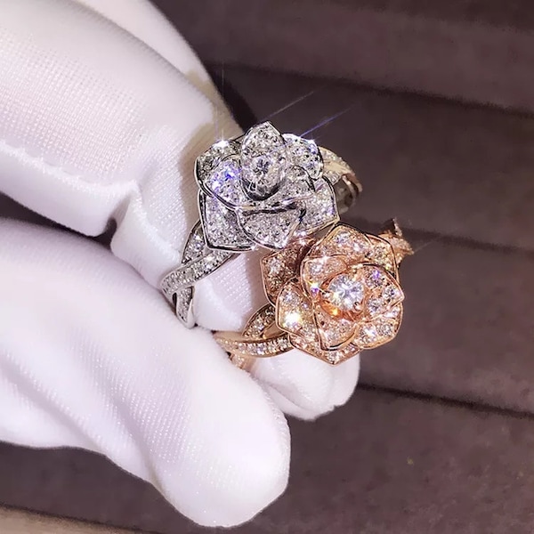 Flower Engagement Ring - Etsy