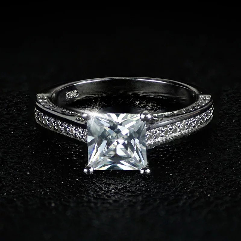 Princess cut Luxury Vintage ringLuxury Engagement & Wedding | Etsy