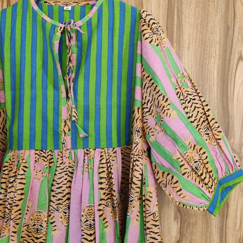 Women Plaid Linen Dress V-neck Linen Dress Vintage Princess Maxi Dress Casual Dress Sleeveless Oversized Dress Summer Dress Gift for Her - Etsy Women Plaid Linen Dress V-neck Linen Dress Vintage Princess Maxi Dress Casual Dress Sleeveless Oversized Dress Summer Dress Gift for Her - Etsy