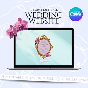 以下が含まれることがあります： ノートパソコンの画面に、DREAMY FAIRYTALE WEDDING WEBSITEというテキストが書かれた結婚式ウェブサイトのテンプレートが表示されています。デザインには、金色の装飾的な鏡のフレーム、ピンクの蘭の花、そしてHappy Ever After Begins Hereというテキストが水色の背景に配置されています。