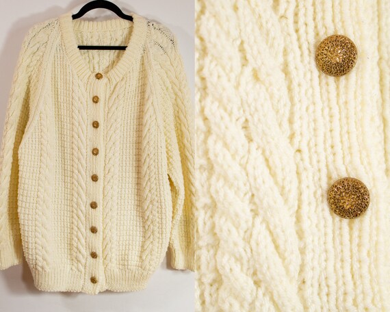 Vintage White Chunky Cable Knitted Cardigan//Gold