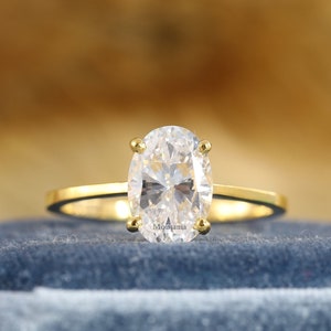 Classic Solitaire Oval Moissanite Ring, 1.25 ct Solitaire Oval Ring, Oval Diamond Engagement Ring, Oval Solitaire Ring, 925 Silver Oval Ring