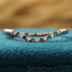 White & Green Stacking Band, Curved Nesting Wedding Band, Chevron Minimalist Round Diamond 14K Solid Gold Matching Half Eternity Band