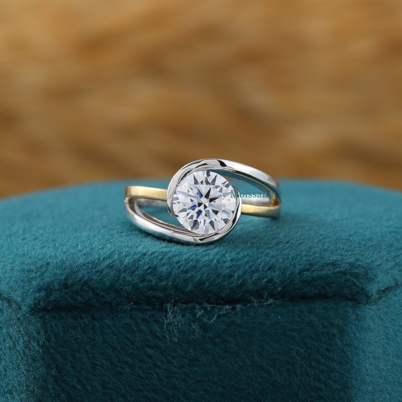 Round Colorless Moissanite Diamond Silver Ring, Half Bezel Two-Tone Silver Moissanite Ring, Swirl Round Moissanite 925 Silver Ring