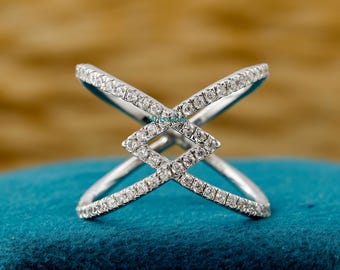 Anillo de moissanita entrecruzado de oro de 14 k: alianza de boda con engaste en X