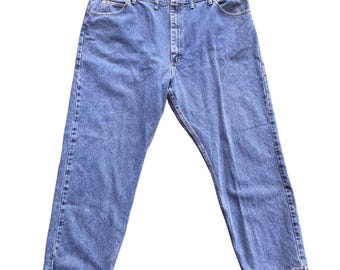 Mens Wrangler Jeans 46x30 Relaxed Fit Straight Legs 9760WDR Blue Denim Medium Wash