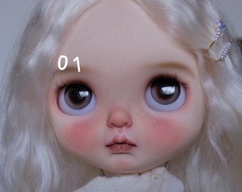 Blythe doll glass eye chips