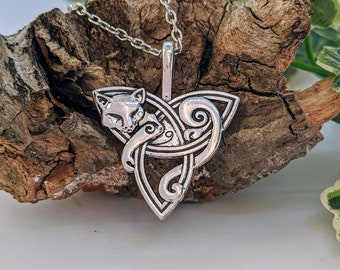 Celtic Cat Eternity Triquetra Necklace