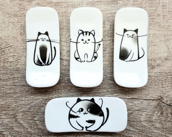 Black & White Cat Watercolor Brush Rest | Chopstick Rest | Brush Holder | Calligraphy Rest | Kawaii Japanese Cats