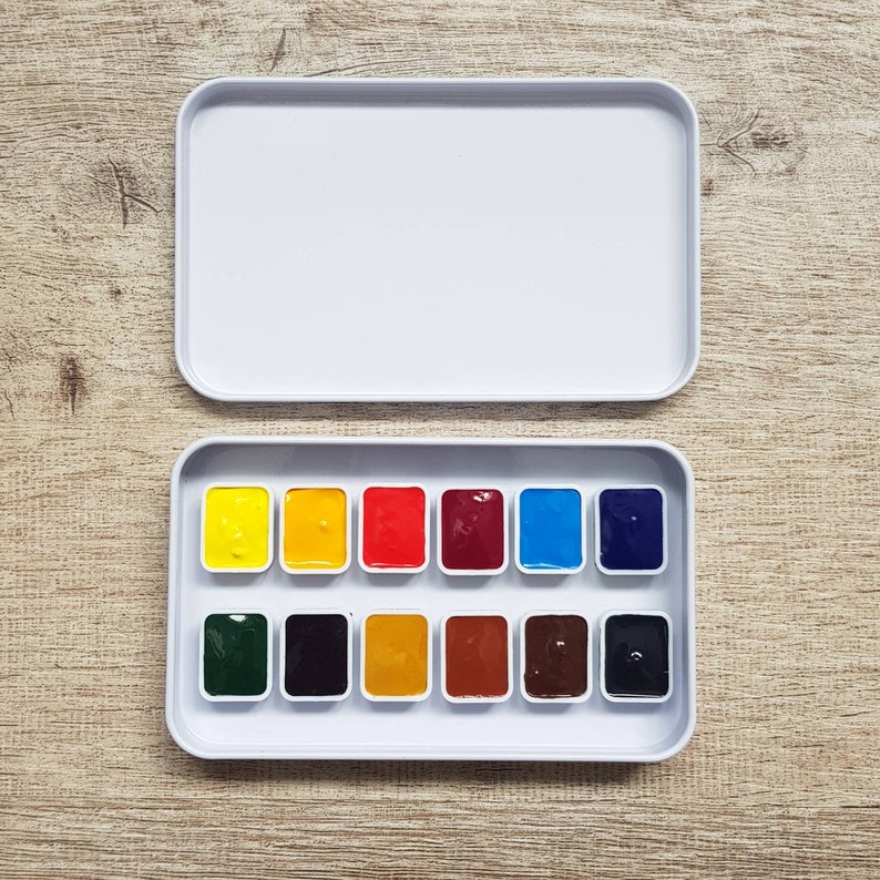Japanese Artist Grade Watercolor Paint Set - Beginner Watercolor Set - 12 Basic Colors image 2