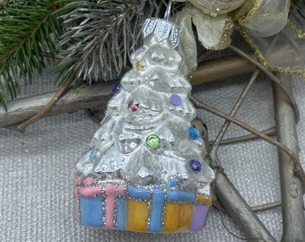 Christmas tree glass ornament, blown hand painted glass figurine, handmade XMAS glass ornaments, Christmas 2025, Christmas decorations