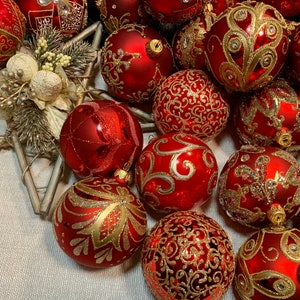 12 red assorced Christmas glass balls ornaments, Hand painted Christmas glass decorations,  XMAS glass ornament, crafted Christmas handmade
