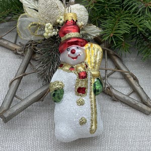 Snowman Christmas glass ornament, family christmas ornament, friend christmas gift, new home christmas ornament 2025 - Festive Holiday Decor