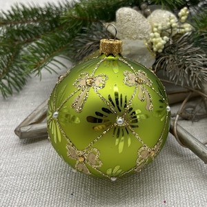 Green Christmas glass ball ornament, Hand painted Xtmas glass decorations,traditional XMAS glass ornament, crafted Xtmas handmade 2025