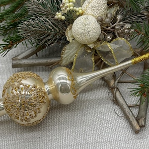 Small Beige Christmas glass tree topper 7 inch, vintage tree topper Christmas, Glass Finial Christmas Tree top, Festive Spire Ornament decor