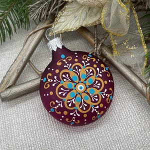 Medallion Christmas glass ornament,family christmas ornament,friend christmas gift,new home christmas ornament 2024 - Festive Holiday Decor