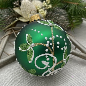 Green Christmas glass ball ornament, Hand painted Xtmas glass decorations,traditional XMAS glass ornament, crafted Xtmas handmade 2025