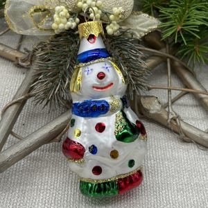 Snowman Christmas glass ornament, family christmas ornament, friend christmas gift, new home christmas ornament 2025 - Festive Holiday Decor