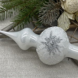 Small White Christmas glass tree topper 7 inch, vintage tree topper Christmas, Glass Finial Christmas Tree top, Festive Spire Ornament decor
