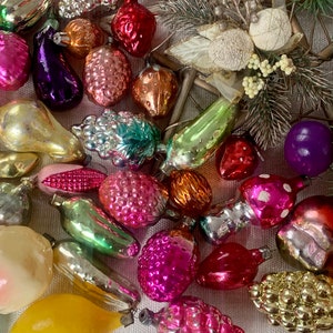 Colección de 50 adornos navideños de frutas, adornos navideños de cristal vintage, decoraciones navideñas tradicionales de los años 50, adornos navideños antiguos