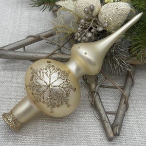 Small Beige Christmas glass tree topper 7 inch, vintage tree topper Christmas, Glass Finial Christmas Tree top, Festive Spire Ornament decor