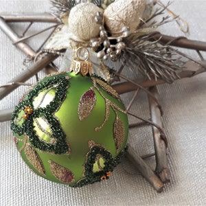 Green Christmas glass ball ornament, traditional XMAS glass ornament, crafted Christmas handmade ,Hand painted Christmas glass decorations