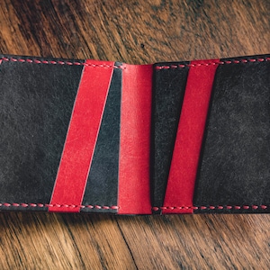 Bifold Leather Wallet - Handmade Wallet - Stylish Wallet - Premium Leather Wallet - Durable Wallet