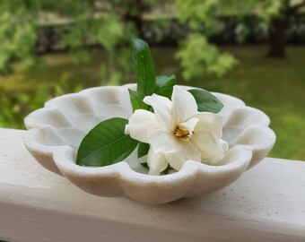 Marble Bowl, Marble Scalloped Bowl, Ruffle Bowl, Jewellery Tray,Flower Bowl, Fruit Bowl, Jewellery Display Bowl,Valentine’s Gift