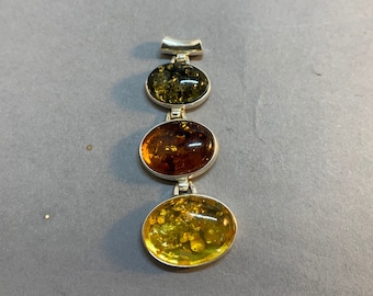 Solid silver 925 set with genuine Baltic amber