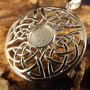 Solid silver celtic pendant bezel for a cabochon or resin