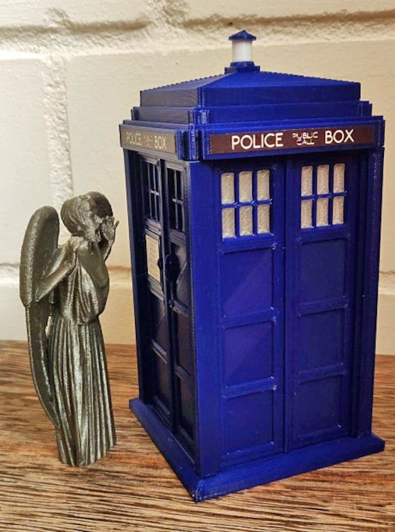 Weeping Angel From the Series Doctor Who, DO NOT Blink