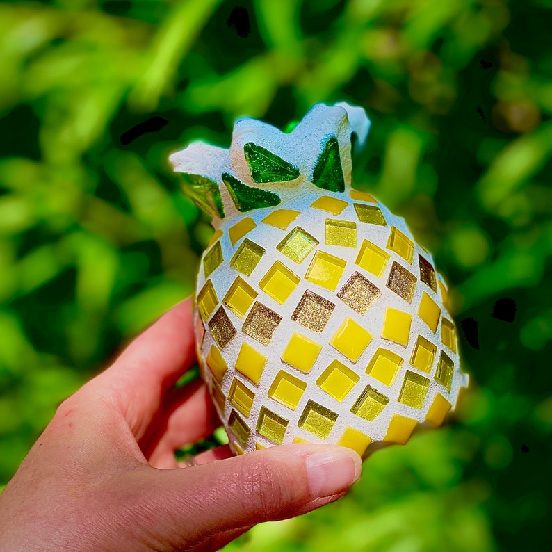 DIY Mosaic Pineapple Decor image 0