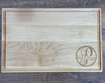 Personalized Oak Cutting Board. A Monogram Cutting Board or Engrave Cutting Board, Great for A Wedding Gift or Realtor Closing Gift.