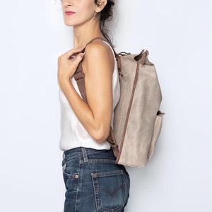 Independent designer LEMPP & YIN Handmade Raw Cut Waxed Cowhide Fine Italian Leather Berlin Backpack in Purple image 8