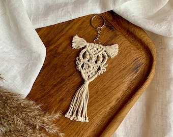 Macrame Owl Keychain: Boho Cotton Purse Charm, Hand-Knotted Keyring