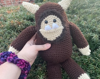 Big foot Buddy Crochet Pattern- Amigurmi Yeti Pattern- Sasquatch Crochet Pattern