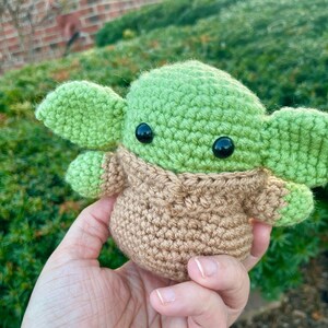 L'enfant doudou bébé Alien Amigurumi Alien Star Wars Fan Art The Mandalorian image 2