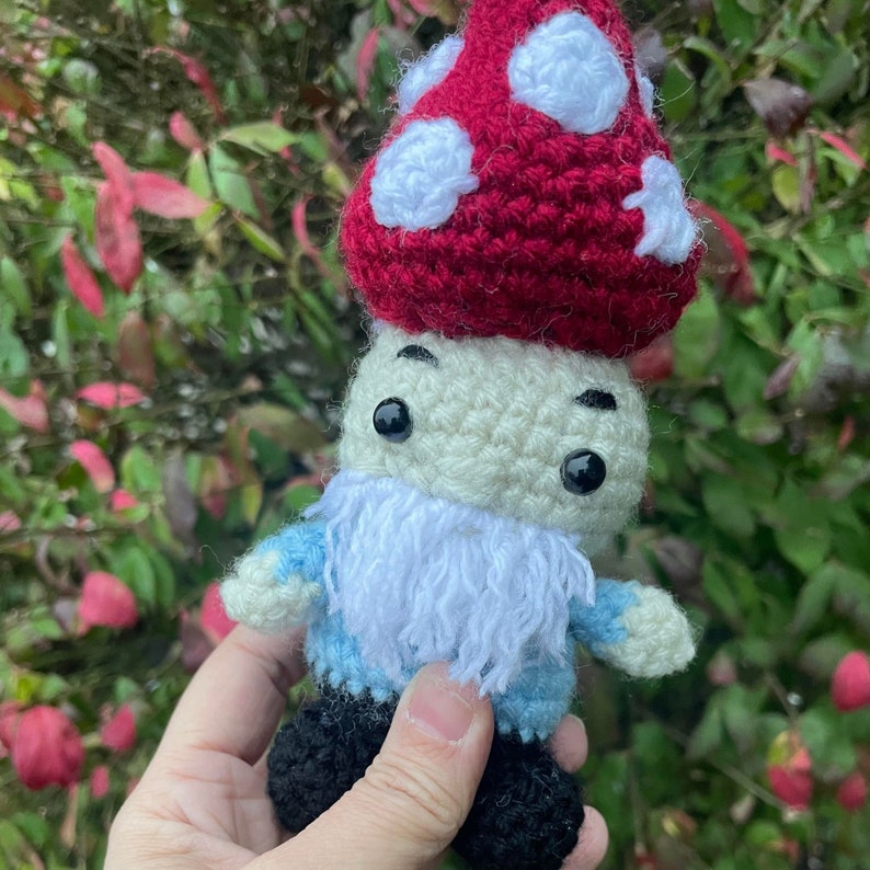 Patron de crochet de gnome aux champignons Patrons Amigurumi Cottagecore image 5