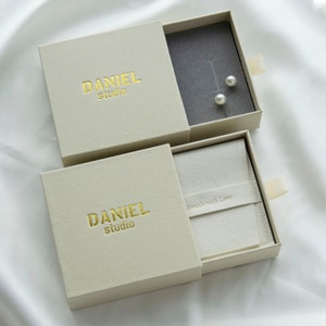 50 conjuntos 9*9*3.2cm caixa de gaveta de papel e bolsa caixa de jóias personalizada bolsa de jóias logotipo personalizado pequena caixa de embalagem de jóias
