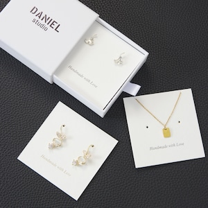 100 pièces cartes personnalisées en papier pour bijoux, carte d'affichage de boucle d'oreille personnalisée avec logo, porte-collier, emballage de bijoux, boucle d'oreille