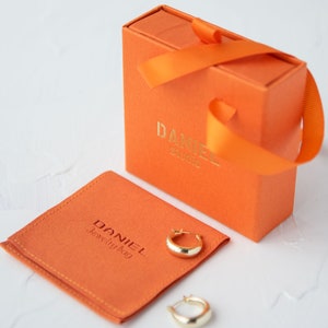 Imballaggio di gioielli personalizzato da 50 pezzi, scatola di carta con logo personalizzato, marchio, scatola regalo personalizzata, scatola di maniglia della scatola del cassetto, scatola del ricordo del matrimonio