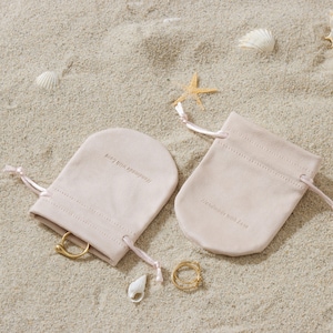 50 sacs d'emballage de bijoux personnalisés rose clair, pochette à cordon demi-rond, emballage de bijoux avec logo en creux