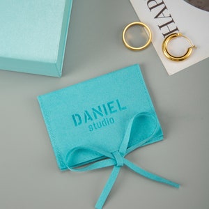 50 personalized deboss logo print microfiber jewelry pouch bags custom jewelry packaging pouch ring Brooch bags bulk free shipping